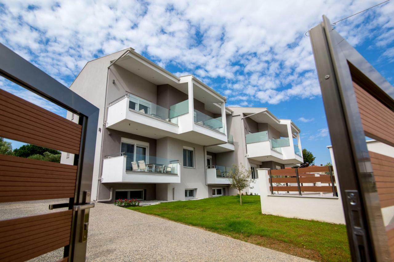 The Papoutsakis Apartments Nikiti  Esterno foto