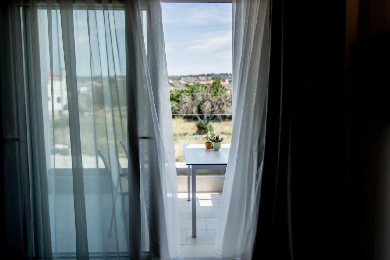 The Papoutsakis Apartments Nikiti  Esterno foto