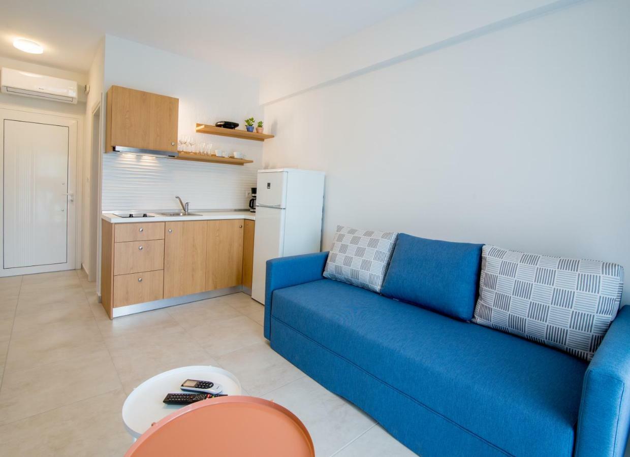 The Papoutsakis Apartments Nikiti  Esterno foto