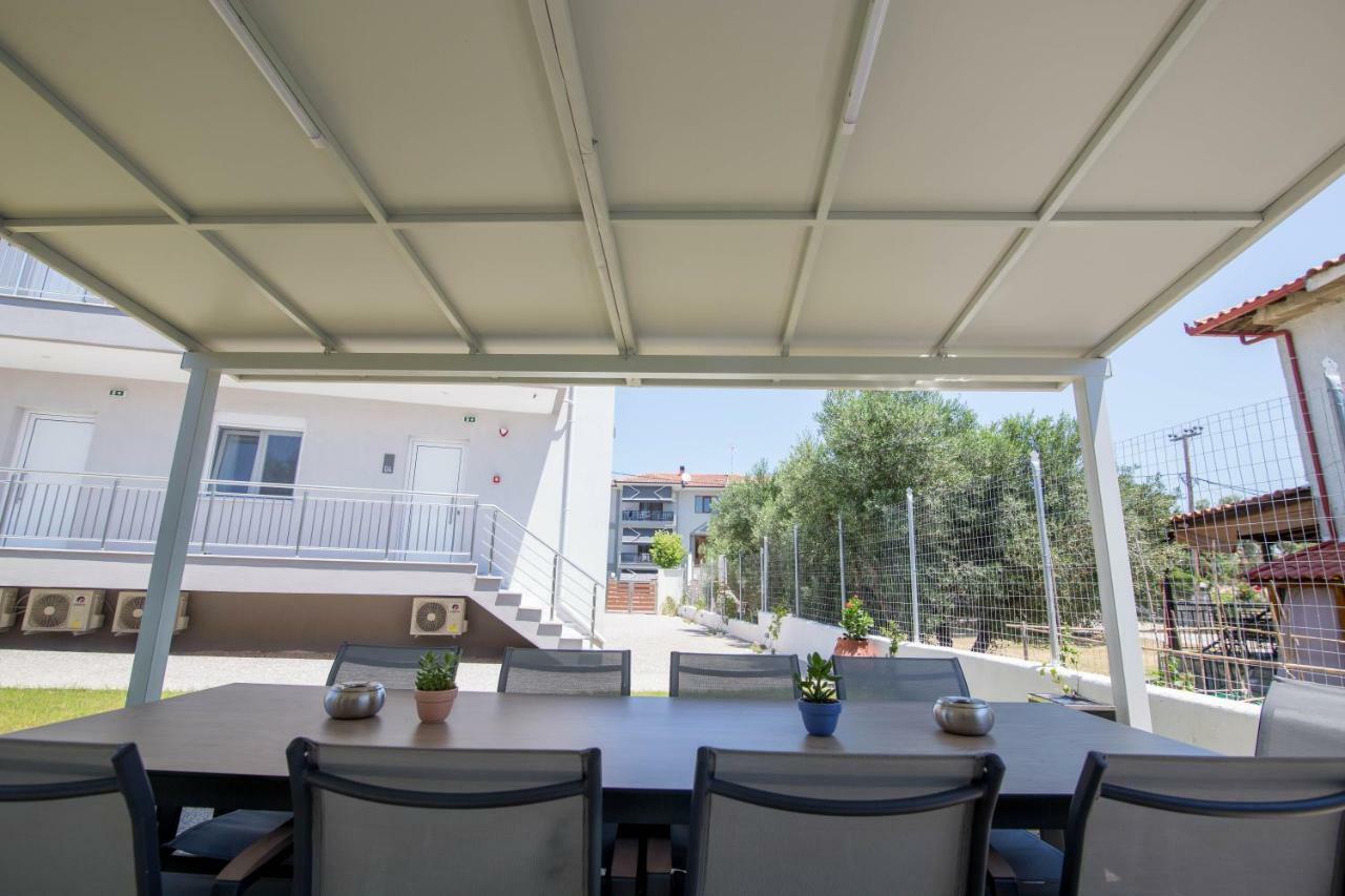 The Papoutsakis Apartments Nikiti  Esterno foto
